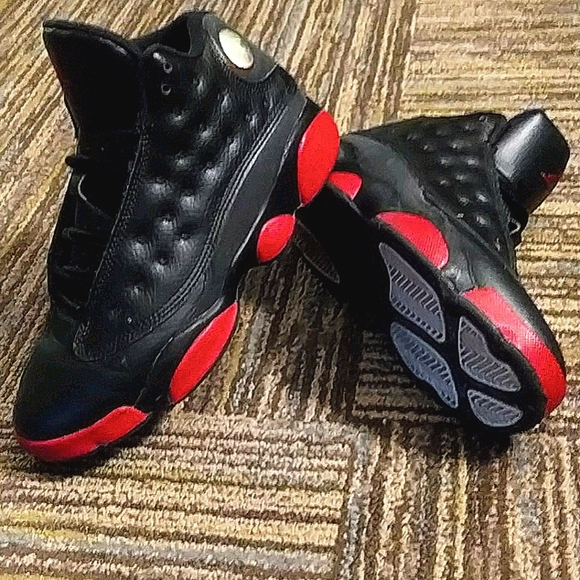 SIZE 7~JORDAN RETRO 13~(Dirty Bred)~ - Picture 3 of 4